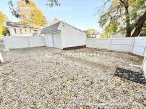 412 Brown Ave NW in Canton, OH - Building Photo - Building Photo