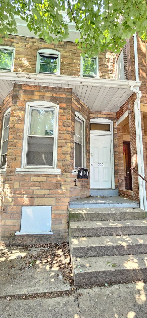 property at 222 N 12th St