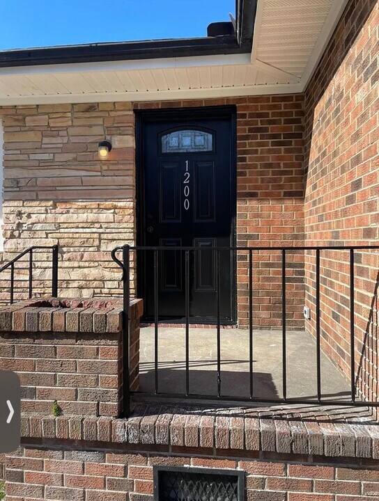 1200 E Holly St in Rocky Mount, NC - Building Photo