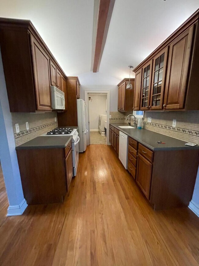 318 Enterprise Dr Rentals in Forked River, NJ