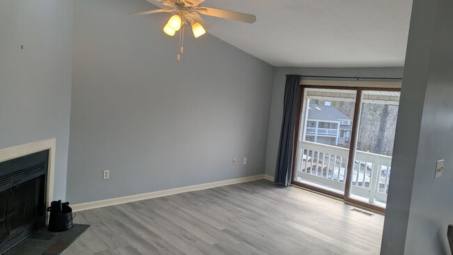 17 Coventry Rd in Grafton, MA - Building Photo - Building Photo