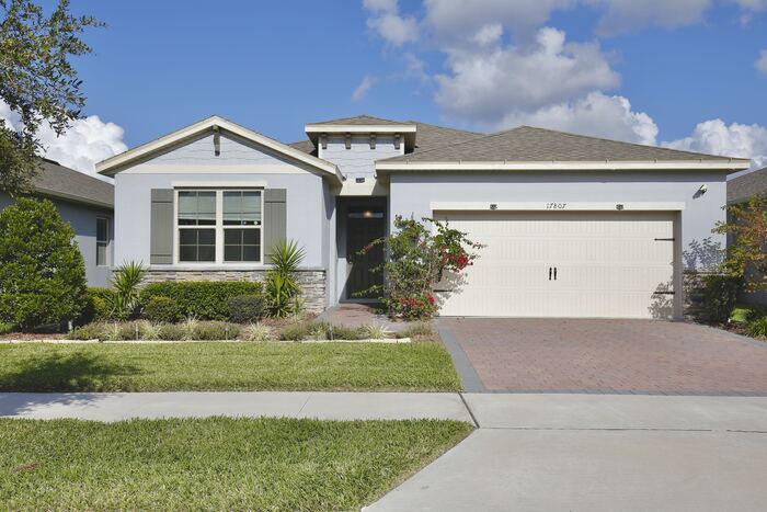 17807 Blazing Star Cir in Clermont, FL - Building Photo