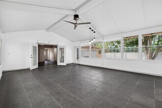 5883 Darren Ct in Clearwater, FL - Building Photo - Building Photo