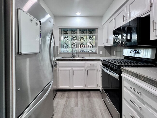 1415 E Rialto Ave in Fresno, CA - Building Photo - Building Photo