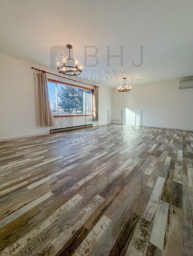 1775 Edwards Dr in Sheridan, WY - Building Photo - Building Photo