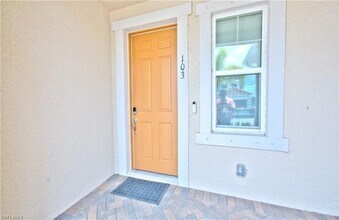 4558 Arboretum Cir in Naples, FL - Building Photo - Building Photo