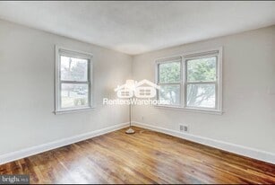 3219 Taylor Ave in Baltimore, MD - Building Photo