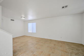 9330 E Onza Ave in Mesa, AZ - Building Photo - Building Photo