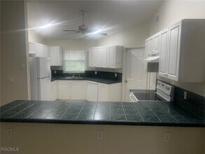4620 SW 7th Pl in Cape Coral, FL - Building Photo - Building Photo
