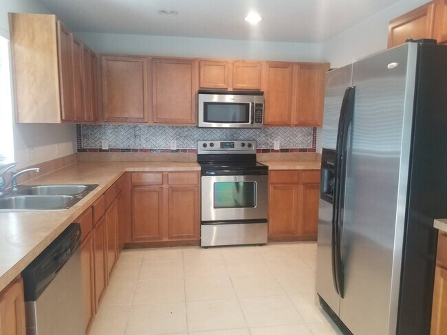 3833 Klondike Pl in Sanford, FL - Building Photo - Building Photo