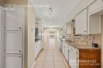 7258 Brentwood Stair Rd in Fort Worth, TX - Building Photo - Building Photo