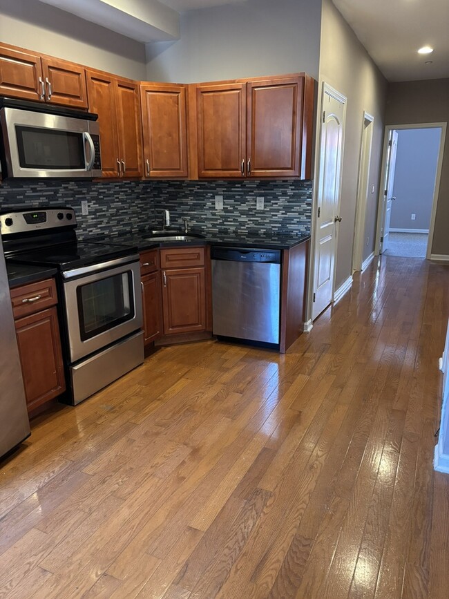 1835 N Willington St, Unit A in Philadelphia, PA - Foto de edificio - Building Photo