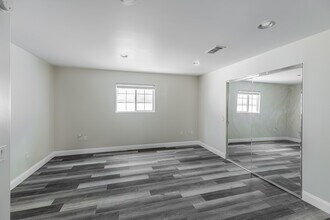 5508 Wilbur Ave in Los Angeles, CA - Building Photo - Building Photo