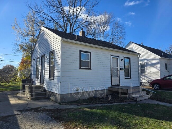 property at 1754 Locke Ave