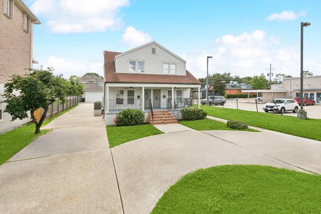 6335 Marshal Foch in New Orleans, LA - Building Photo - Building Photo