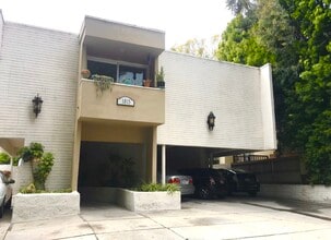1815 Camden Ave in Los Angeles, CA - Foto de edificio - Building Photo