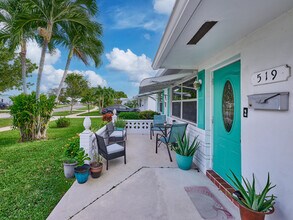 519 SW 18th St in Boynton Beach, FL - Building Photo - Building Photo