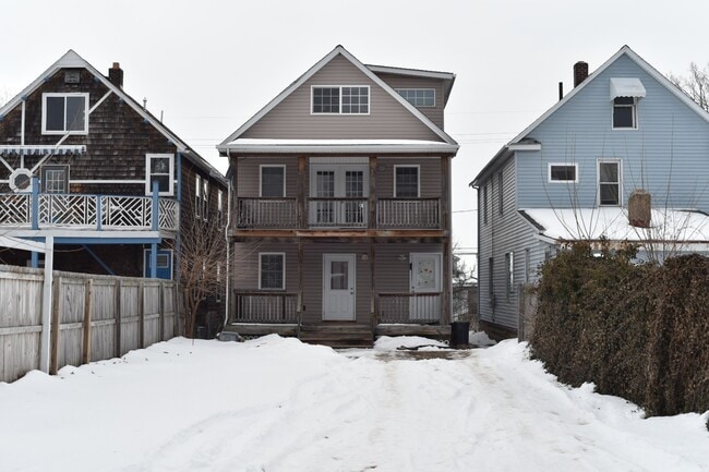 817 W 2nd St in Erie, PA - Building Photo - Building Photo