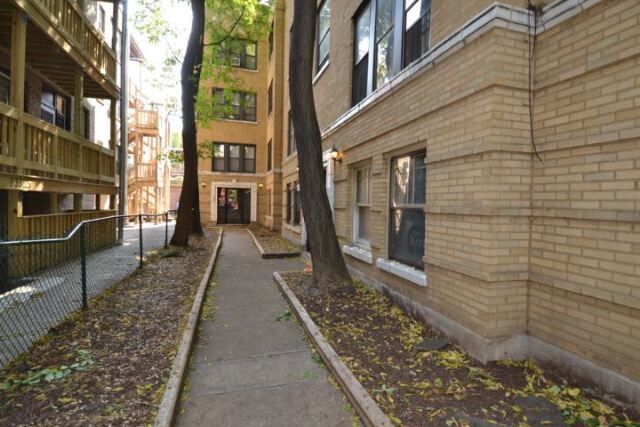 property at 837.5 W Cornelia Ave