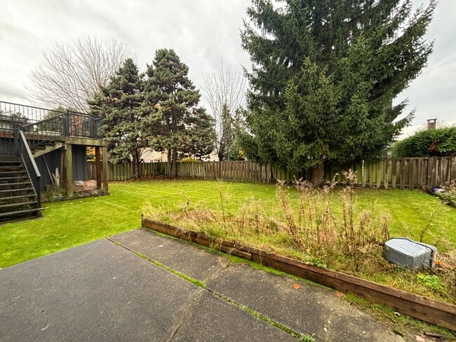 10251 Cornerbrook Cres in Richmond, BC - Building Photo - Building Photo