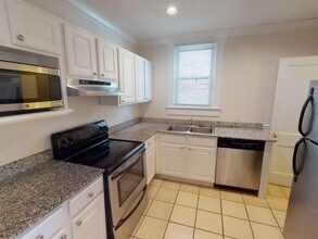 166-168-168 E 11th Ave in Columbus, OH - Building Photo - Building Photo