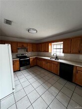 21 Guadalajara Ave in Brownsville, TX - Building Photo - Building Photo