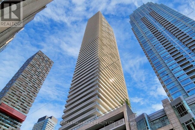 property at 2221 Yonge St