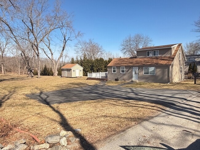 7 Southbridge St Ct in Auburn, MA - Building Photo - Building Photo