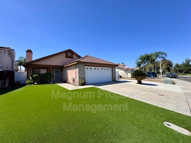 27081 School Park Dr in Menifee, CA - Building Photo - Building Photo