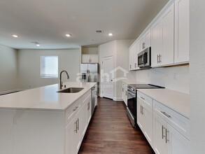 259 Yasmin Daylily Pl in Henderson, NV - Building Photo - Building Photo