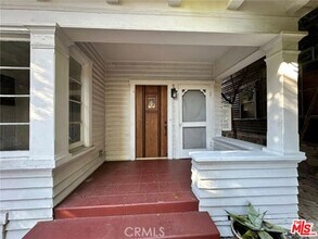 49 Dudley Ave in Los Angeles, CA - Building Photo - Building Photo