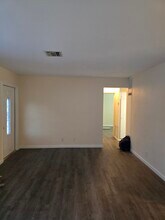 336 Greenbriar Dr in West Palm Beach, FL - Building Photo - Building Photo