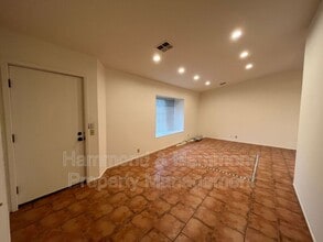 161 Heavenly Valley Rd in Newbury Park, CA - Building Photo - Building Photo