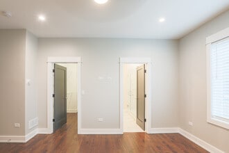 4317 S Forrestville Ave, Unit 2 in Chicago, IL - Building Photo - Building Photo