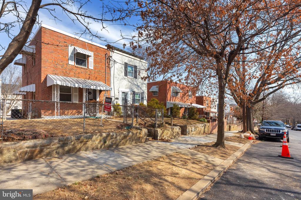 151 Darrington St SW in Washington, DC - Building Photo