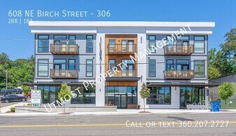 608 NE Birch St in Camas, WA - Building Photo