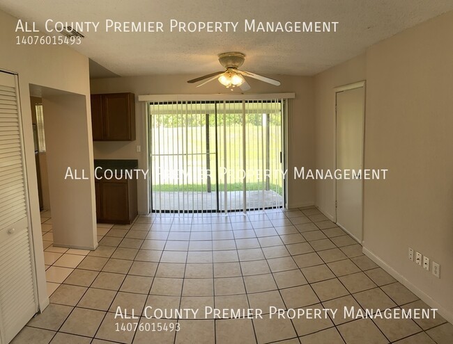 2205 Continental Blvd in Orlando, FL - Building Photo - Building Photo
