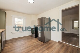 130 Burgess Ave in Dayton, OH - Building Photo - Building Photo