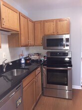 6260 Edsall Road, Unit 402 in Alexandria, VA - Building Photo - Building Photo