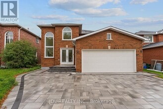 69 Aristotle Dr in Richmond Hill, ON - Building Photo - Building Photo