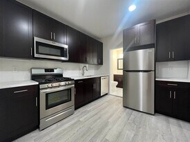 34 Giles Ave in Jersey City, NJ - Building Photo