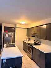 456 Linden Dr in Cambridge, ON - Building Photo - Building Photo