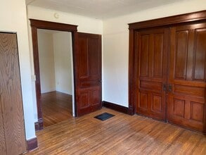 1051 E Johnson St in Madison, WI - Foto de edificio - Building Photo