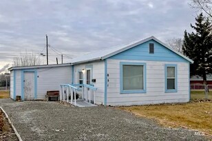 851 4th Ave W in Twin Falls, ID - Building Photo