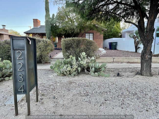 property at 2234 E Helen St