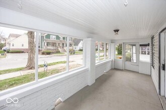 6144 Winthrop Ave in Indianapolis, IN - Foto de edificio - Building Photo