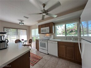 829 Reef Point Cir in Naples, FL - Building Photo - Building Photo