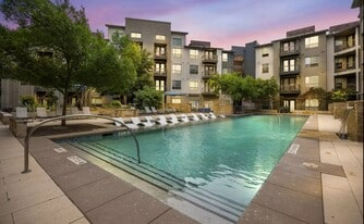 810 W St Johns Ave, Unit 1261 in Austin, TX - Building Photo
