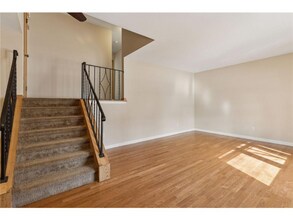 1241 Circle Terrace Blvd NE in Minneapolis, MN - Building Photo - Building Photo