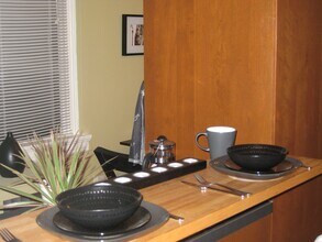 1324 Locust St, Unit 404 in Philadelphia, PA - Building Photo - Building Photo